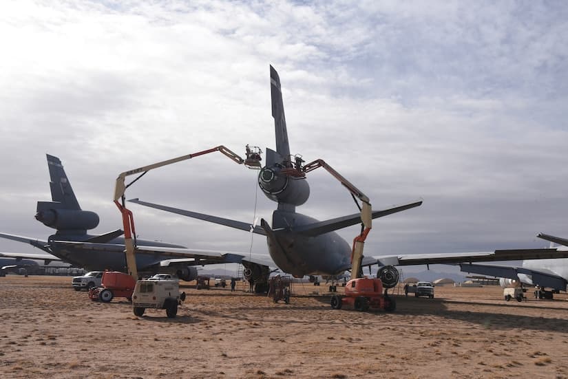 Chairman Commends Military Industrial Base Workers