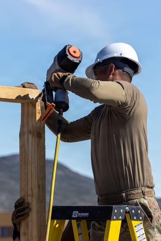 New York Guardsmen, Greenland Airports Partner to Improve Lodging Facility