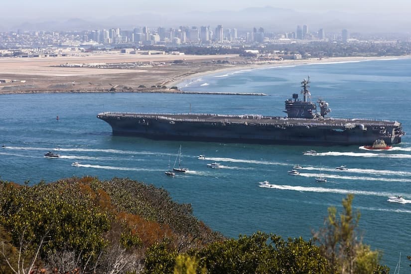 USS Abraham Lincoln Returns to San Diego After 10-Month Combat Deployment